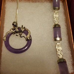 Necklace and bracelet set